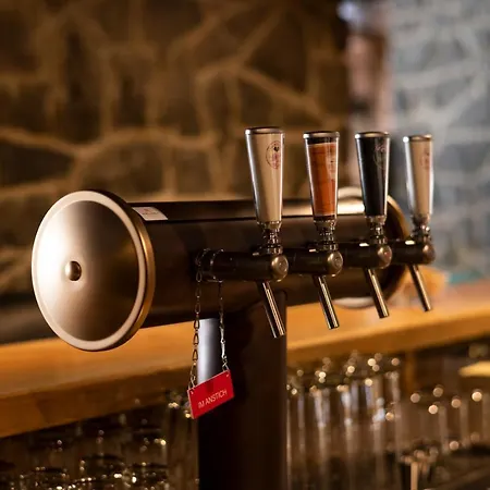 Peanut Mountain & Le Communal Hotel *