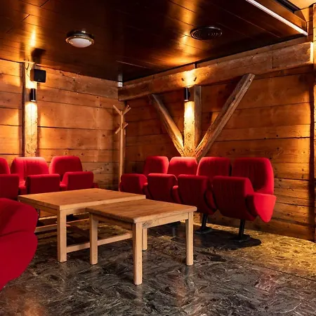 Hotel Peanut Mountain & Le Communal *