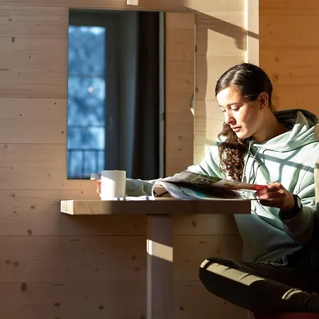 Peanut Mountain & Le Communal *