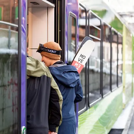 Hotel Peanut Mountain & Le Communal Val dʼIlliez