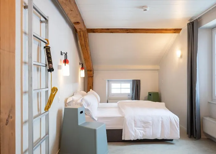 Peanut Mountain & Le Communal Szálloda *