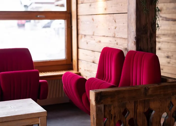 Peanut Mountain & Le Communal Val dʼIlliez