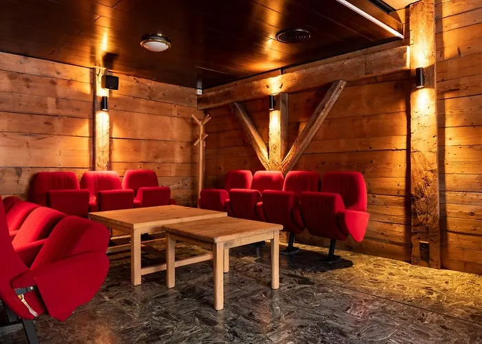 Szálloda Peanut Mountain & Le Communal *