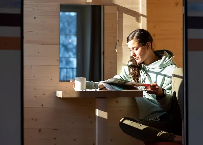 Peanut Mountain & Le Communal *