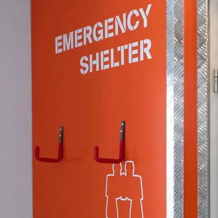 Peanut Mountain & Le Communal